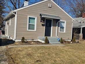 Building Photo - 2024 Dequincy St