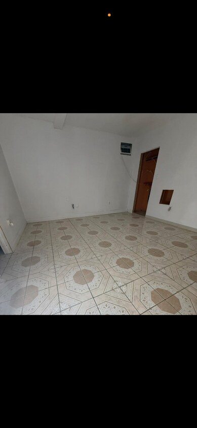 Foto del edificio - 810-812 W 7th St