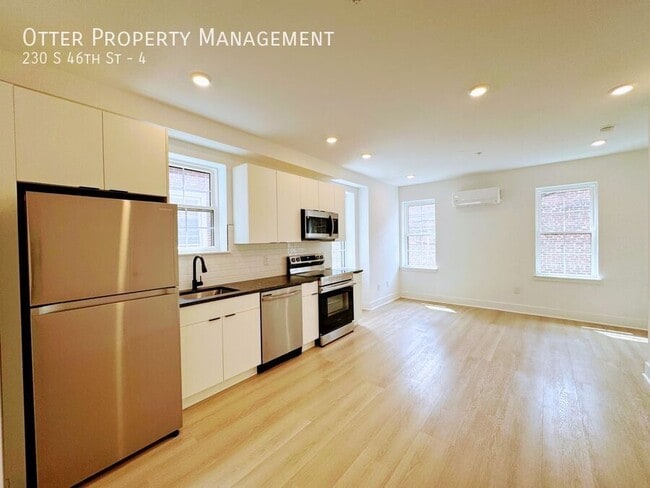 Building Photo - 230 S 46th St