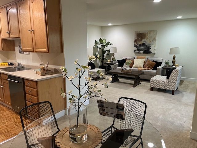 Foto principal - 9025 Alcosta Blvd