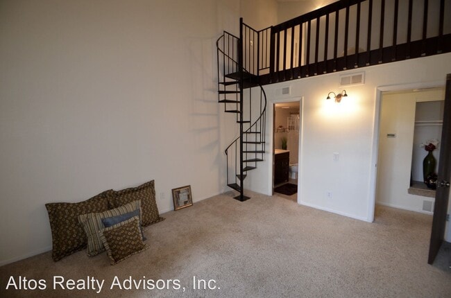 Building Photo - 1 br, 1 bath House - 9797 E Peakview Ave #C11