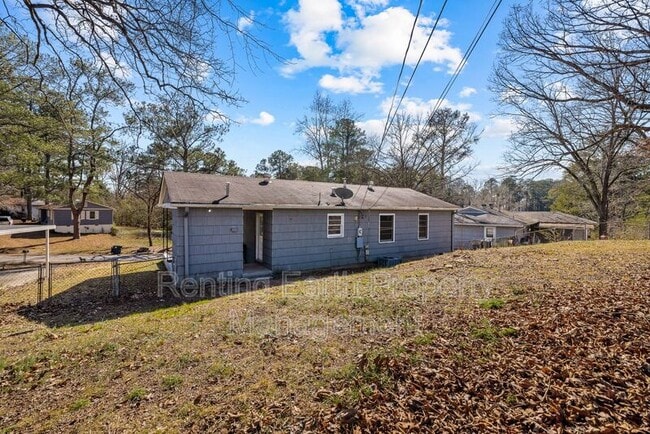 Building Photo - 416 Hearn Cir