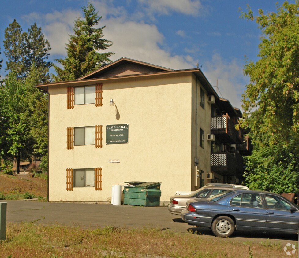 Foto principal - 973 E 8th Ave