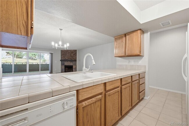 Foto del edificio - 23561 Genesee Village Rd