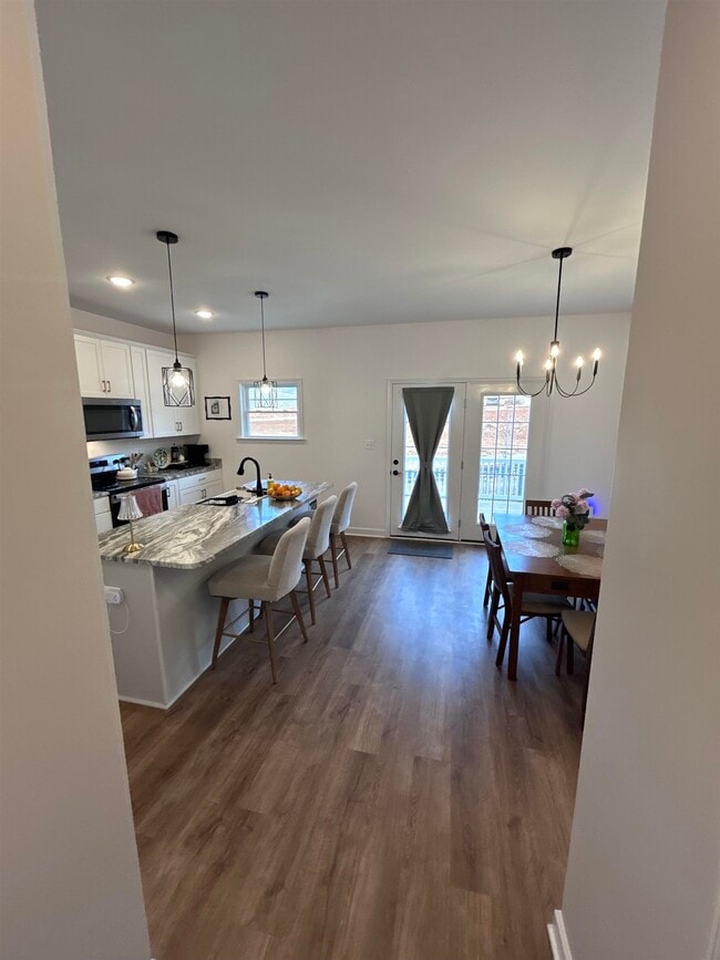 Building Photo - 1441 DERBY Dr