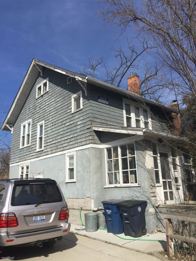 Primary Photo - 4 br, 1 bath House - 1205 Cambridge Ct