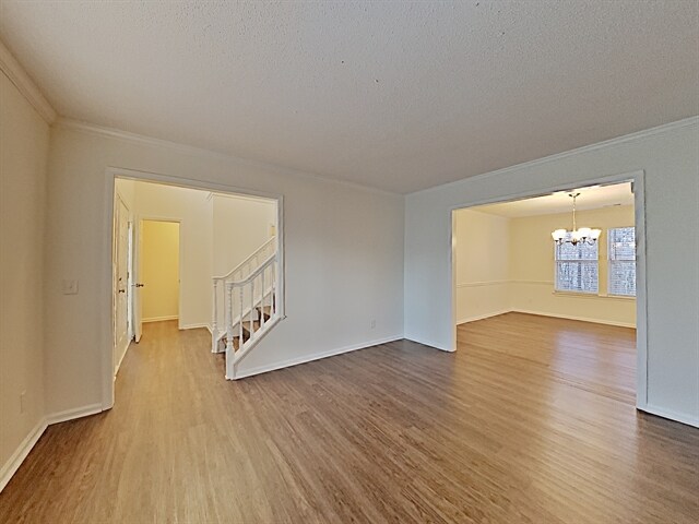 Building Photo - 2925 Pinewood Hill Drive