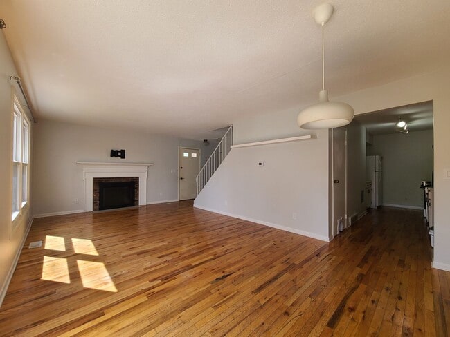 Building Photo - Three Bed Two Bath Condo in St. Joseph