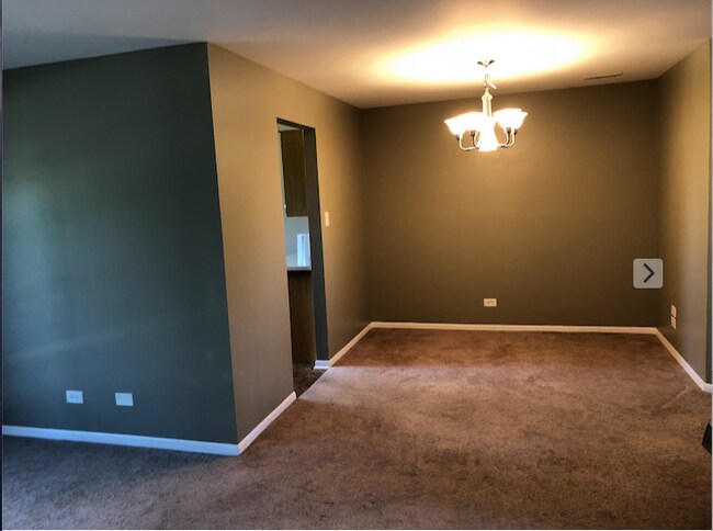 dining room - 1485 Johnstown Ln