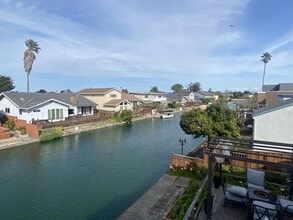 Building Photo - 242 Surfbird Isle