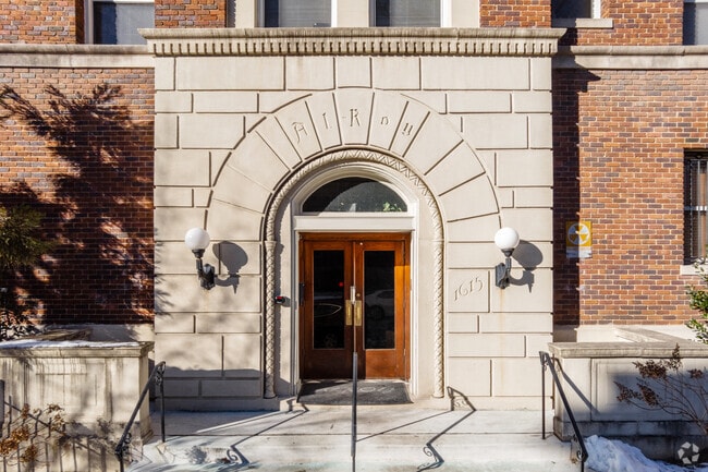 Entrance - 1615 Kenyon St NW