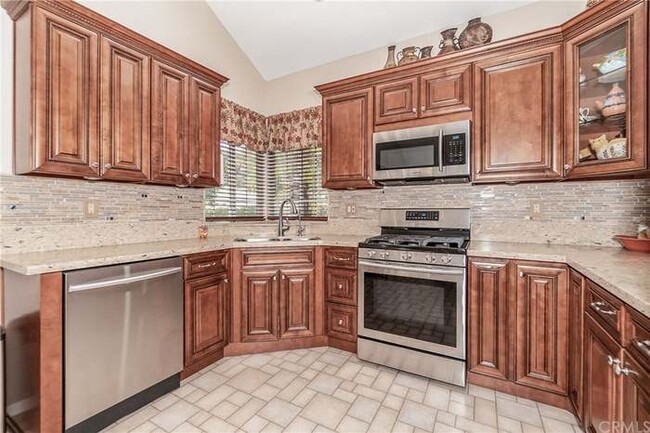 Building Photo - 7315 Ridgeview Ln