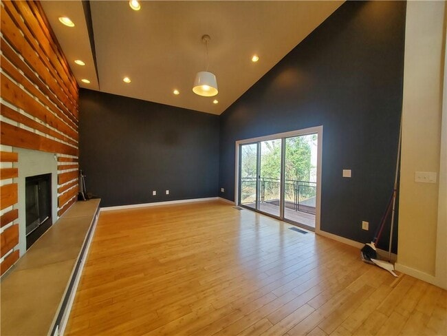 Foto del edificio - 1908 Lomita Rd SE