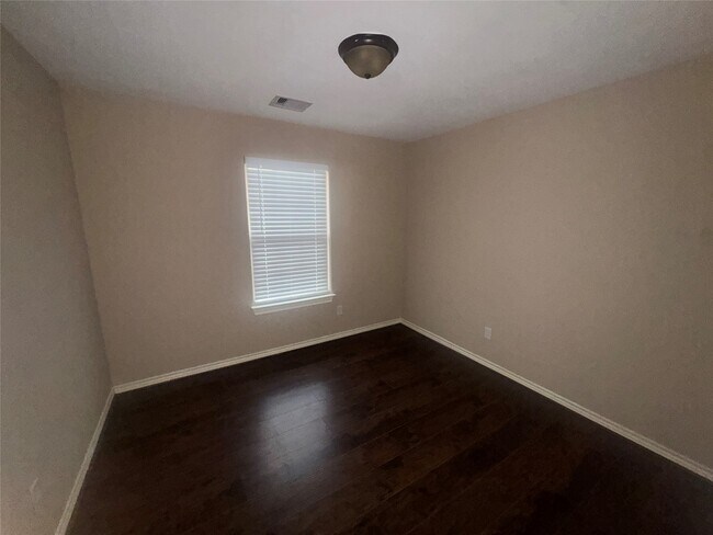 Building Photo - 10604 Royal Adrian Dr