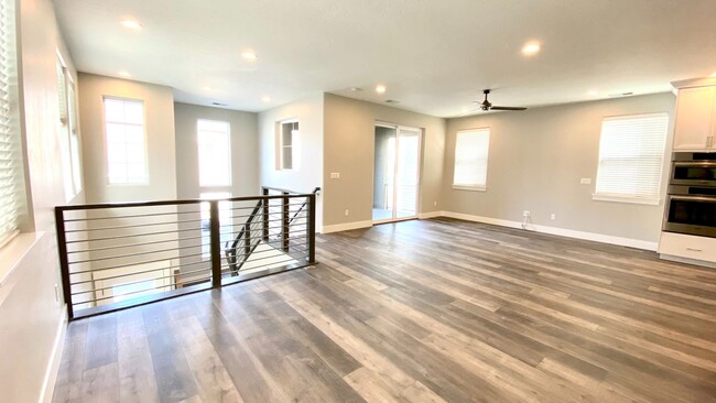 Building Photo - Beautiful 2021 4 Bedroom 3.5 Bath Three St...