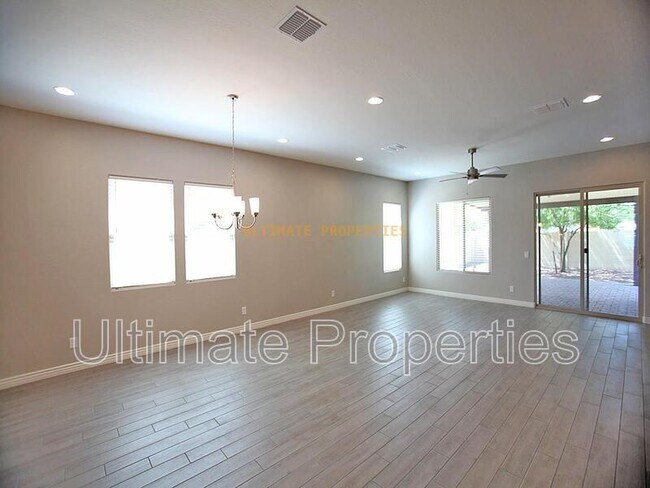 Foto del edificio - 10263 W Bent Tree Dr