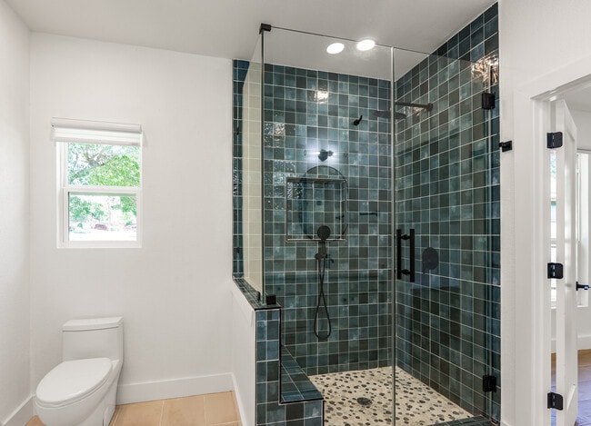 Foto del edificio - 16364 Edgemere Dr