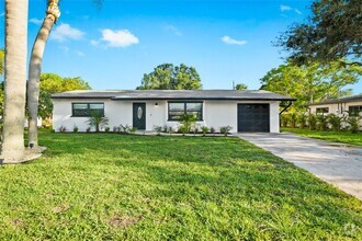 Building Photo - 1311 Cypress Ave