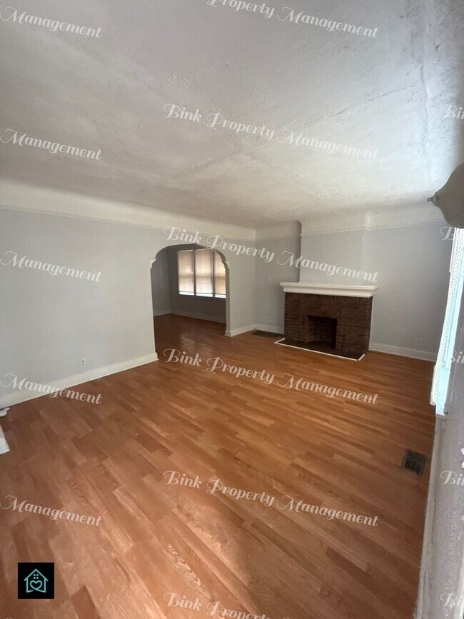 Foto del edificio - 14814 Sussex St