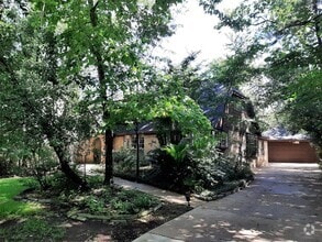 Building Photo - 18 Mayfair Grove Ct