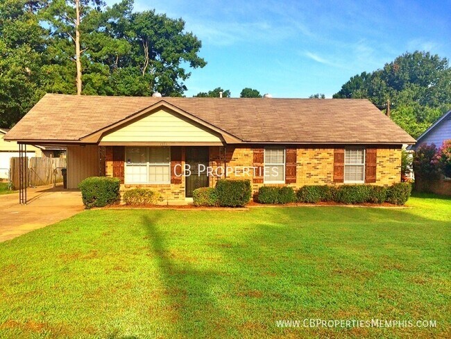Building Photo - 3 Bed and 1.5 Bath Home