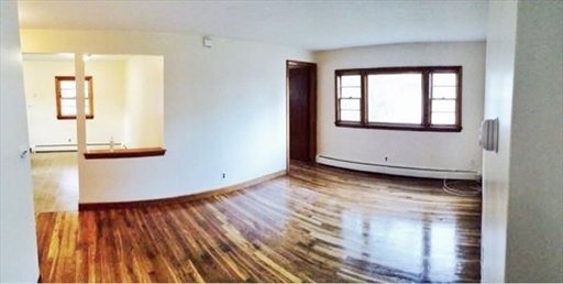 Building Photo - Spacious 3 Bed 1 Bath!