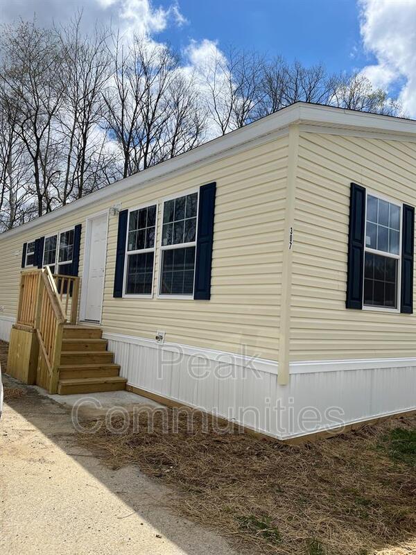 307 Shady Brook Hts, Greenwood, IN 46142 House Rental in Greenwood, IN