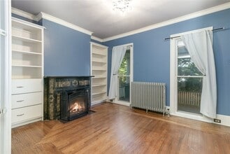 Building Photo - 56 Vassar St