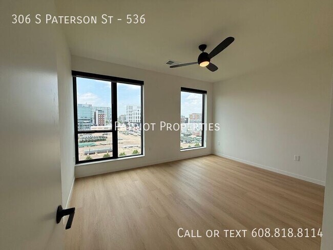 Building Photo - 306 S Paterson St