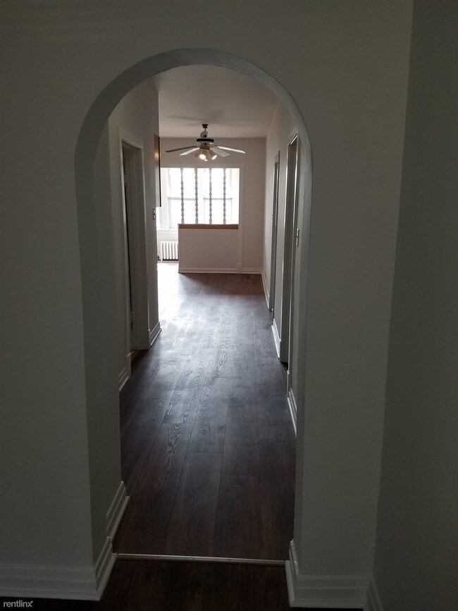 Foto del edificio - 4328 N Oak Park Ave