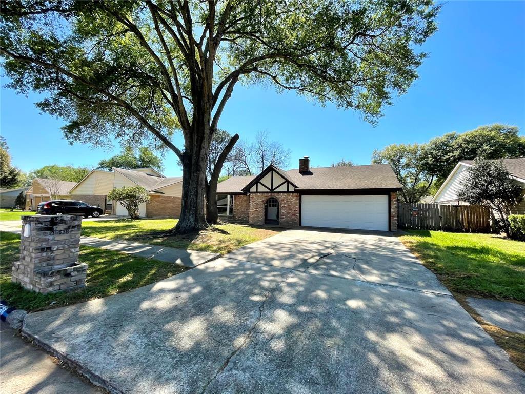 Primary Photo - 15638 Boulder Oaks Dr