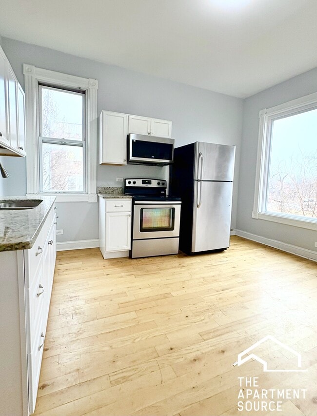 Building Photo - 208 N Kolin Ave