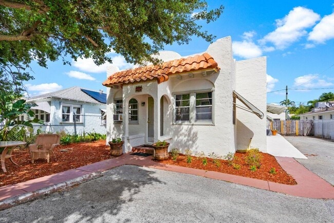 Building Photo - 410 Ocean Breeze