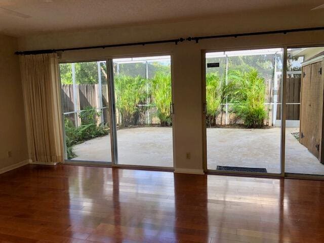 Foto del edificio - 4300 Hazel Ave