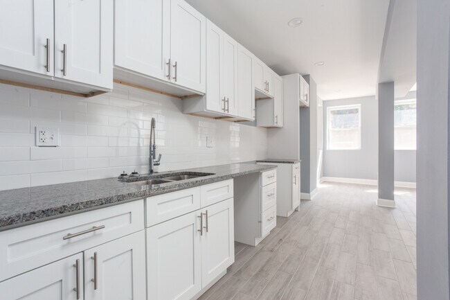 Foto del edificio - 5130 S Greenwood Ave