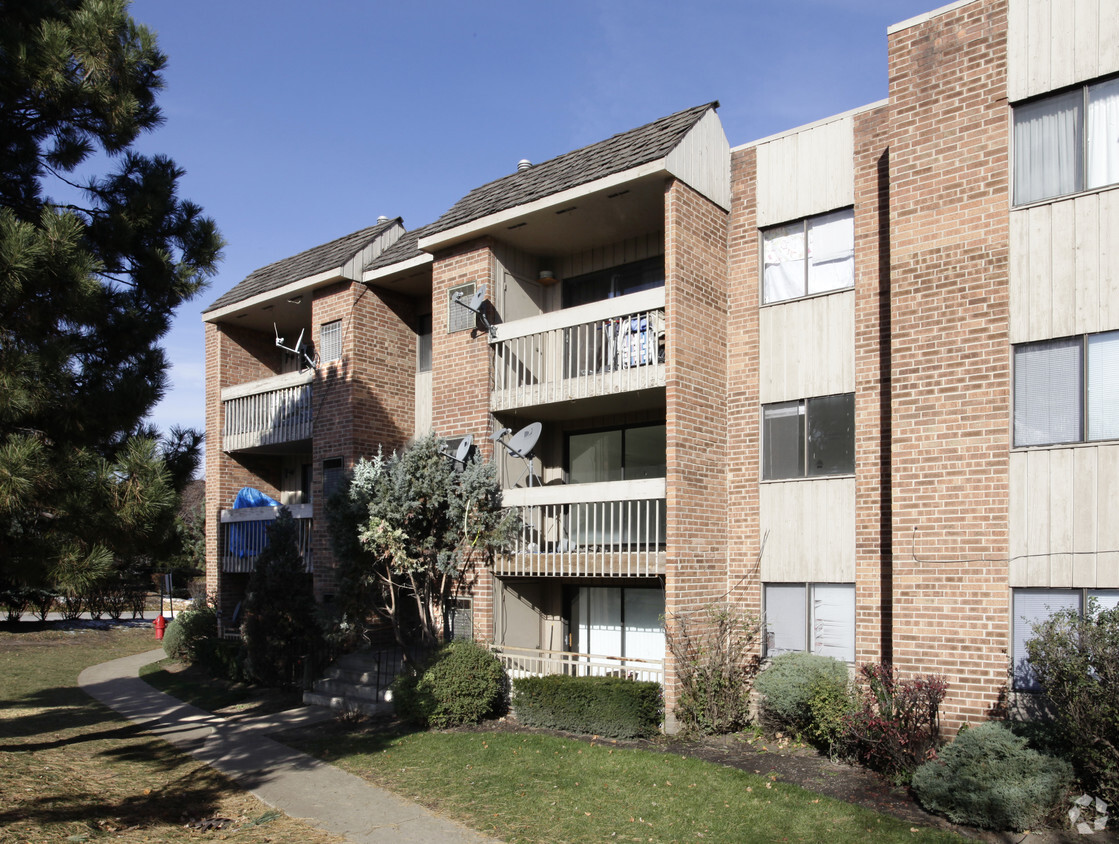 Building Photo - 1301 E Ports O Call Dr