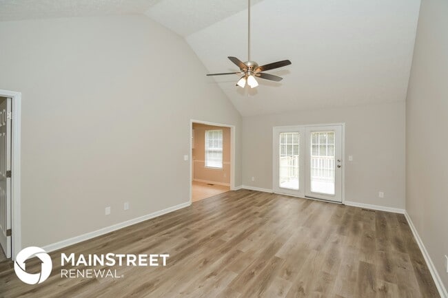 Building Photo - 361 Royal Garden Dr