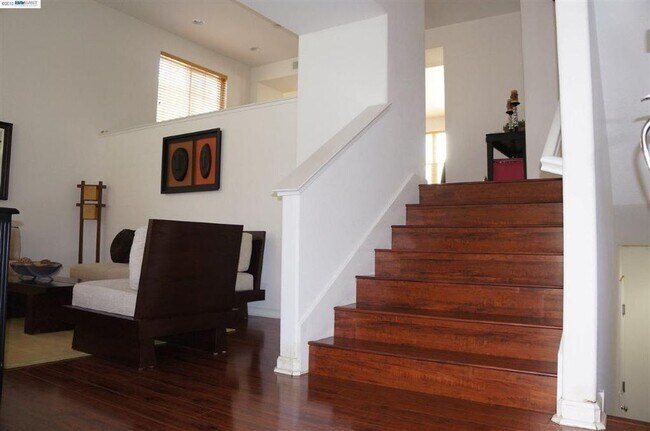 Foto del edificio - 367 Destino Cir
