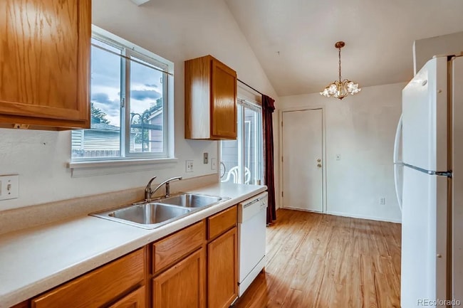 Foto del edificio - 19413 E Buchanan Pl