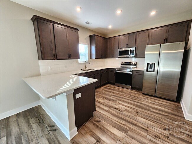 Building Photo - 231 HAISLEY RUN