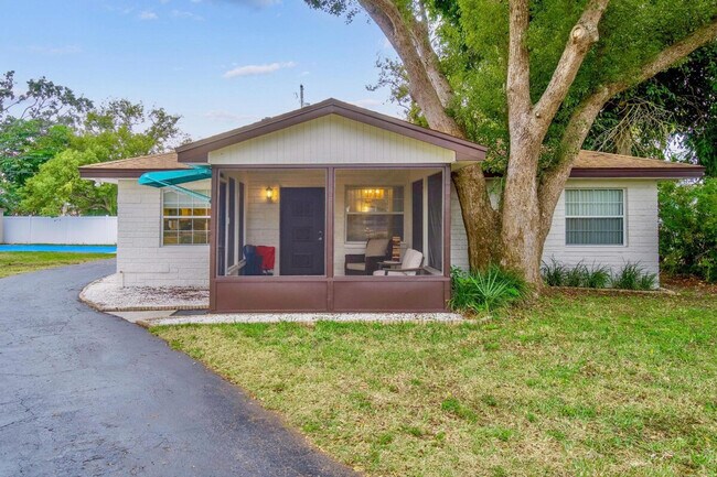 Foto del edificio - 10546 53rd Ave N