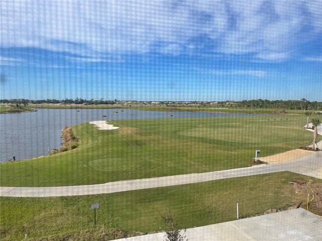 Building Photo - 12140 Wellen Golf St
