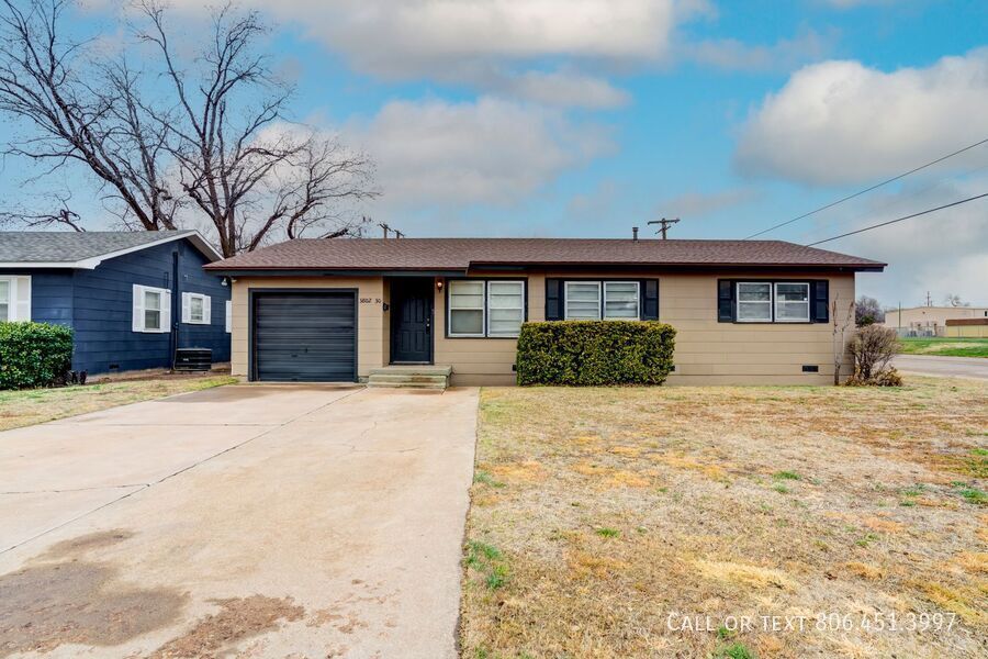 Primary Photo - Adorable 3/2 Close to Texas Tech!