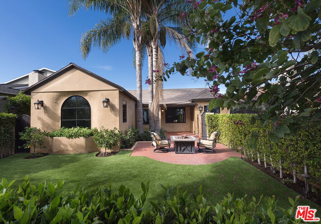 Foto principal - 139 S Kilkea Dr