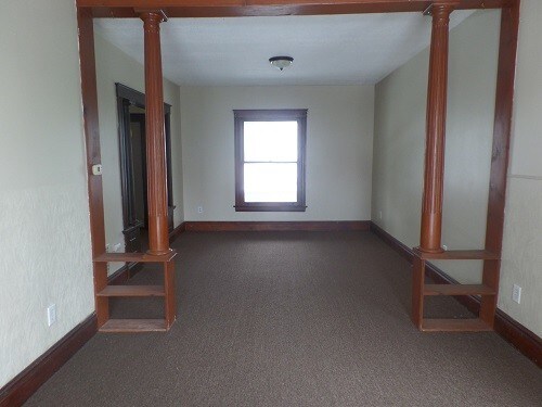 Building Photo - 1738 La Salle Ave