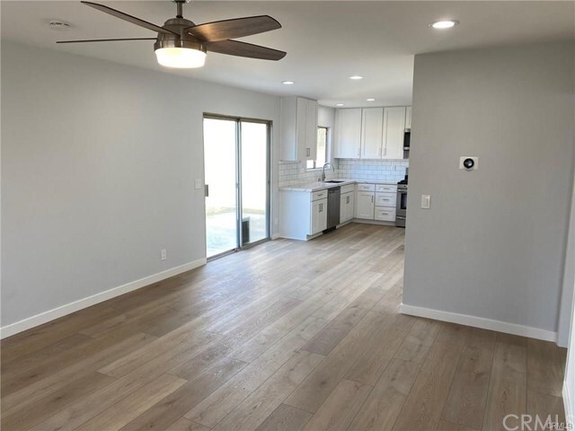 Foto del edificio - 368 E 18th St