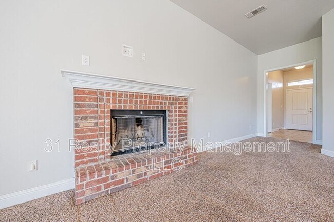 Foto del edificio - 704 E 97th St