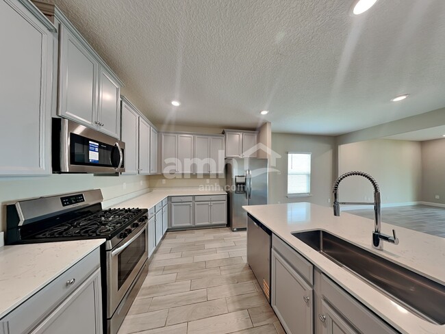 Building Photo - 74 Cobalt Ln