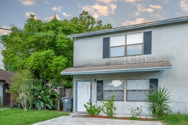 Building Photo - 880 Hibiscus St