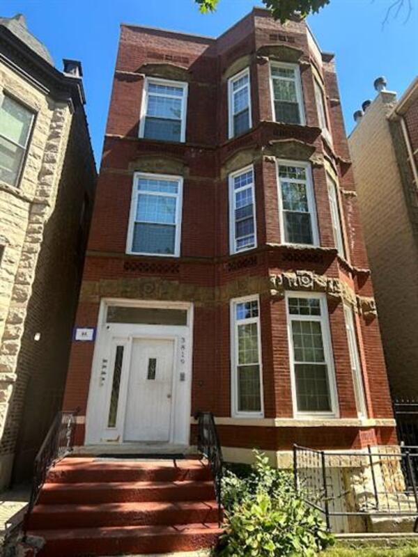 Building Photo - 3819 S Wabash Ave